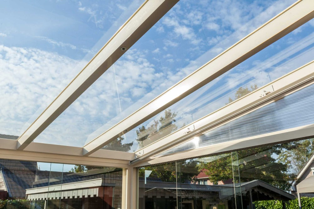 Deponti Pigato Aluminium Pergola Veranda White - Glass Roof View